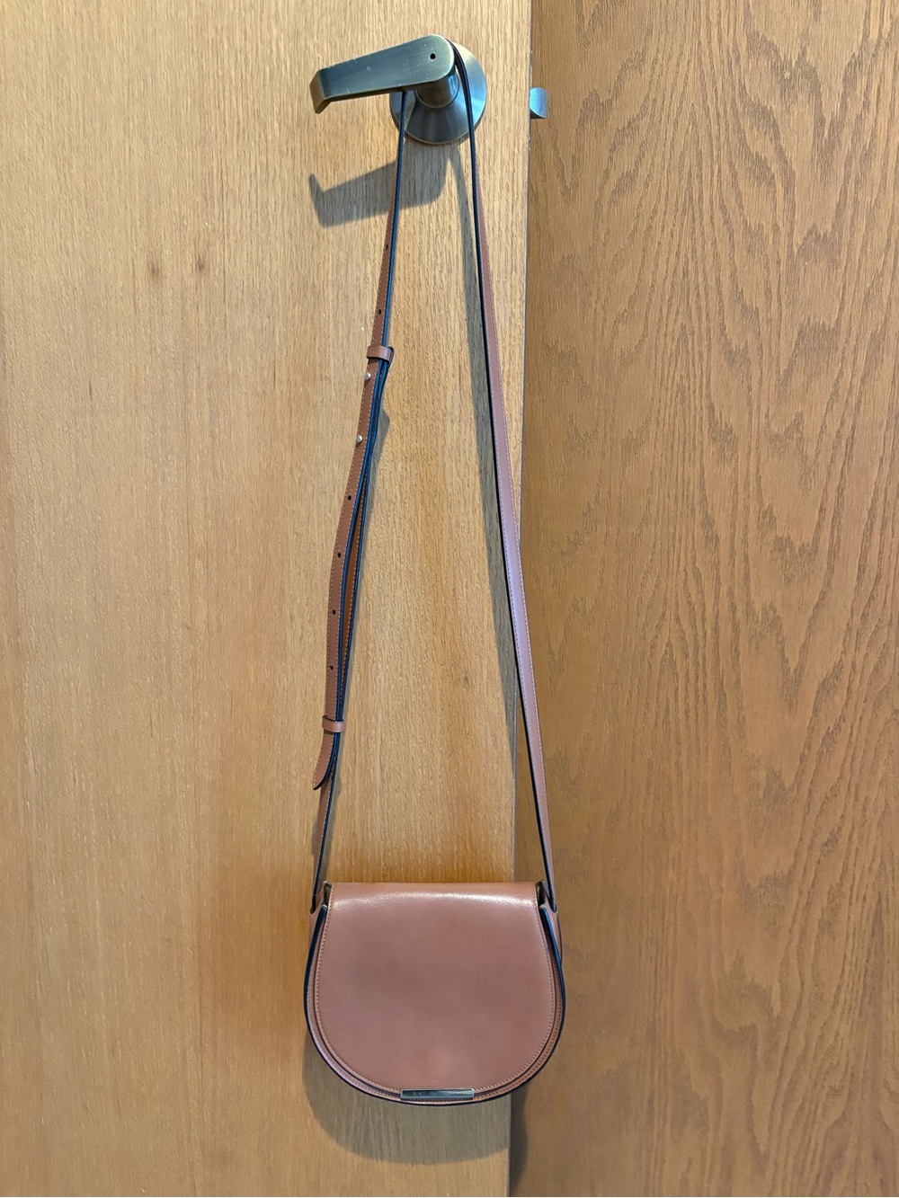 Cuyana Brown Leather Crossbody Saddle Bag - Women